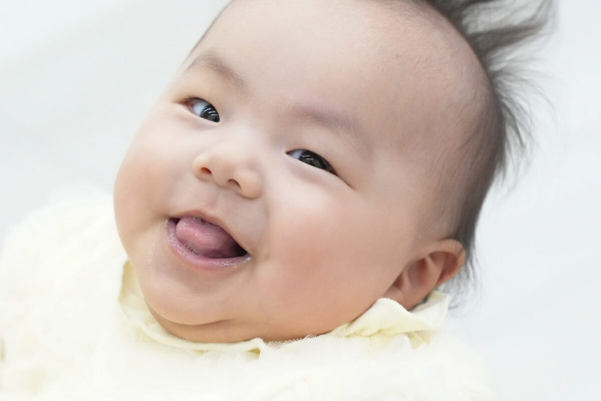 笑顔の赤ちゃん｜広島市安佐南区の十色写真STUDIO 