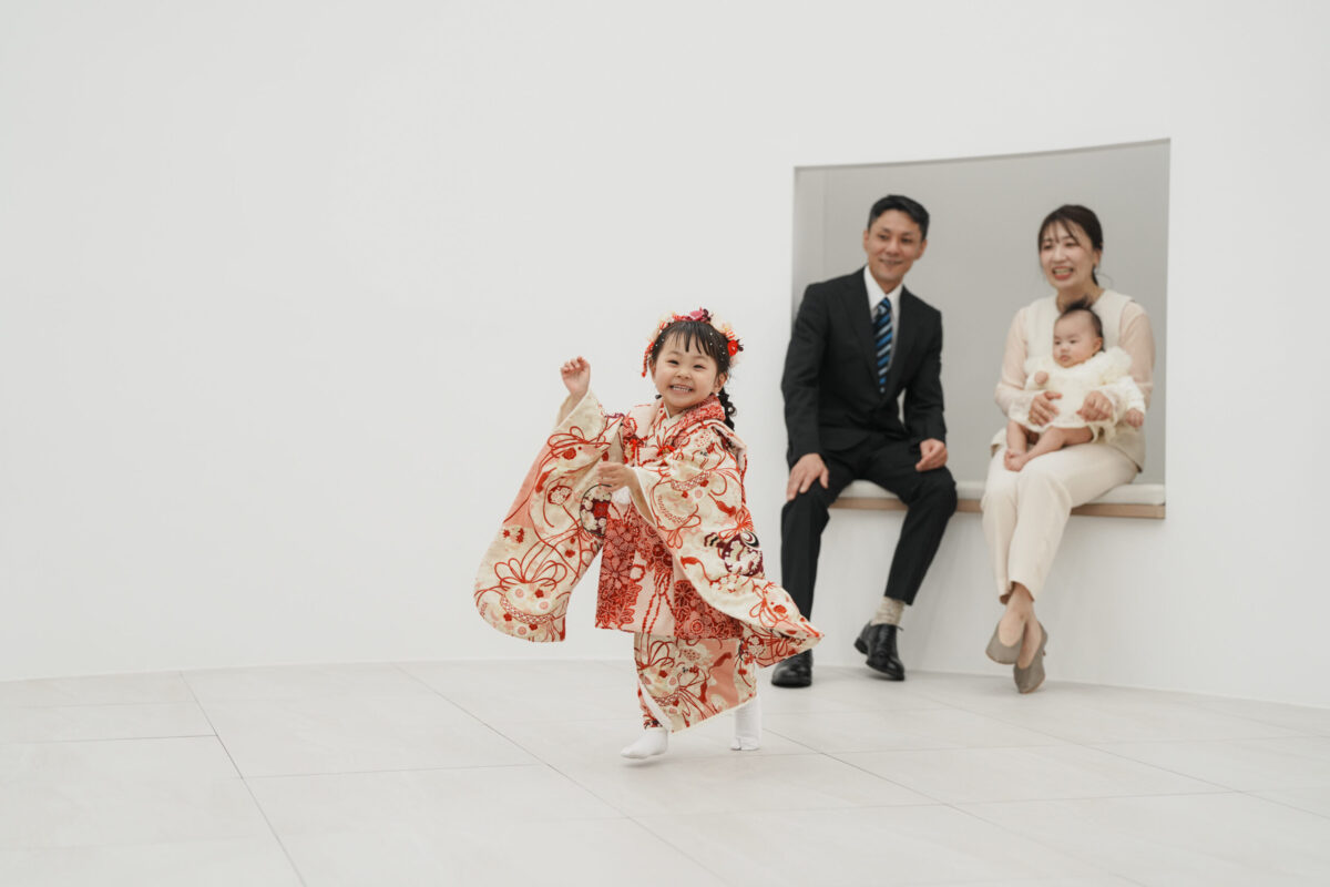 三世代・きょうだいそろっての七五三家族写真｜広島市安佐南区の十色写真STUDIO